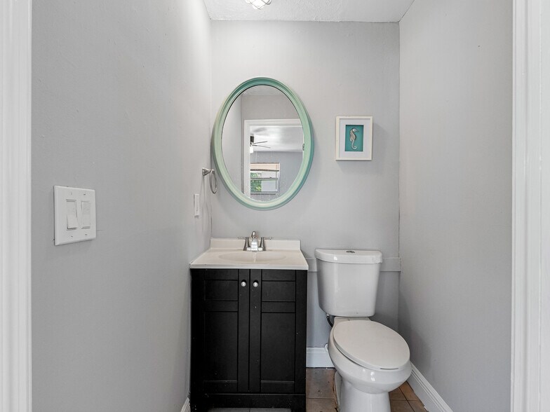 Second on suite Bathroom - 311 Avanda Ct