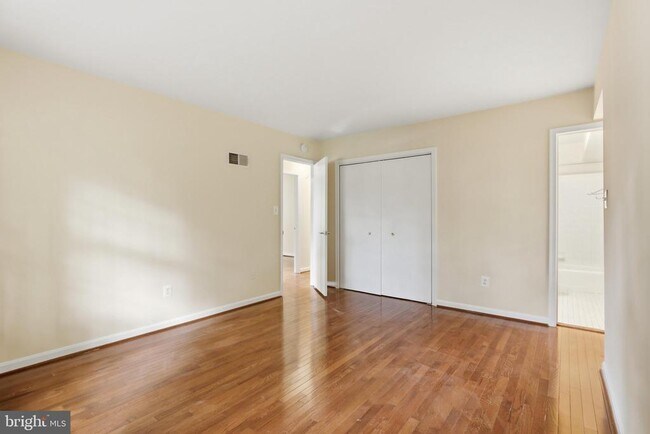 Building Photo - 8621 Buckboard Dr