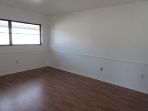 Building Photo - 463 Gallegos St