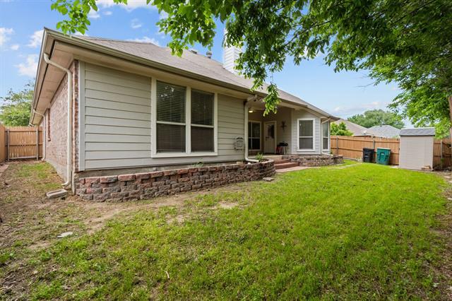 Building Photo - 3740 Regency Cir