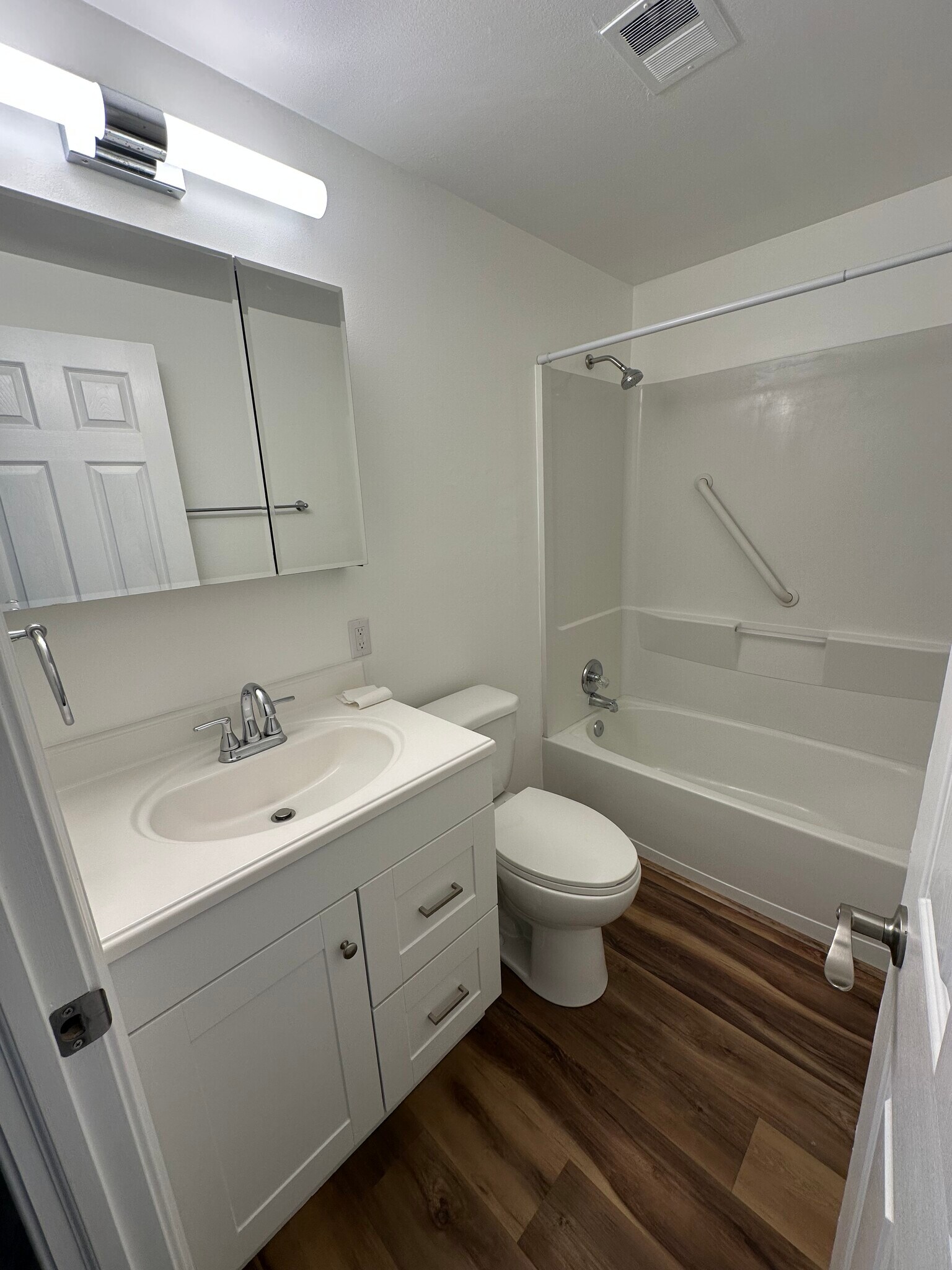 Building Photo - 2359 Obetz Dr