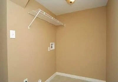 Building Photo - Available Now!  Fantastic 5br/2ba Remodele...