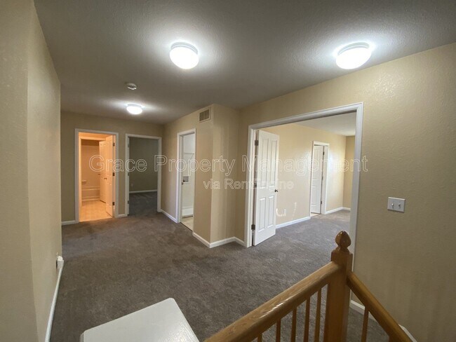 Building Photo - 239 Bristlecone St