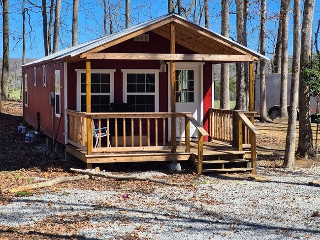 Building Photo - 500 S Winds Dr