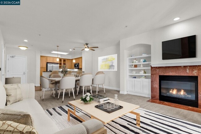 Building Photo - 1310 Creekside Dr