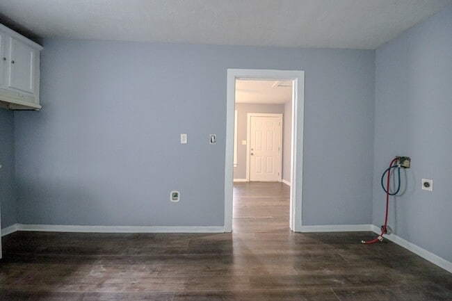 Building Photo - 3051 W Crockett St