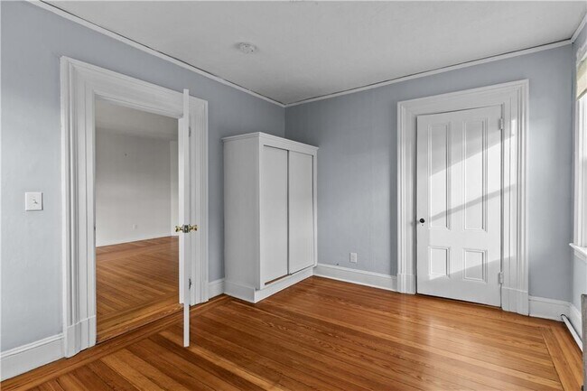 Building Photo - 24 Atlantic St