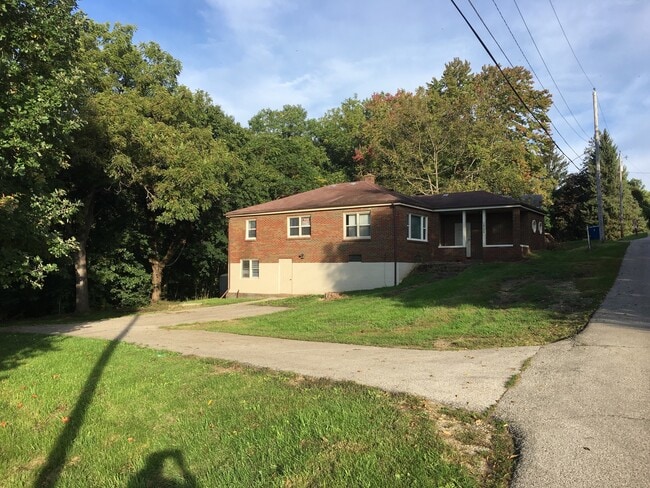Building Photo - 18150 N Spencer Rd
