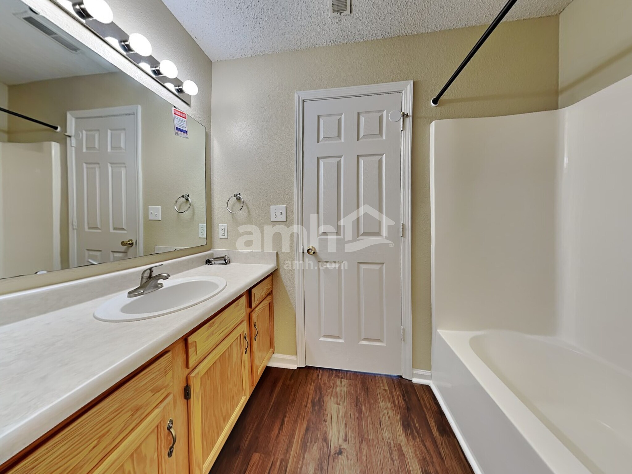 Building Photo - 1783 Blue Lake Dr