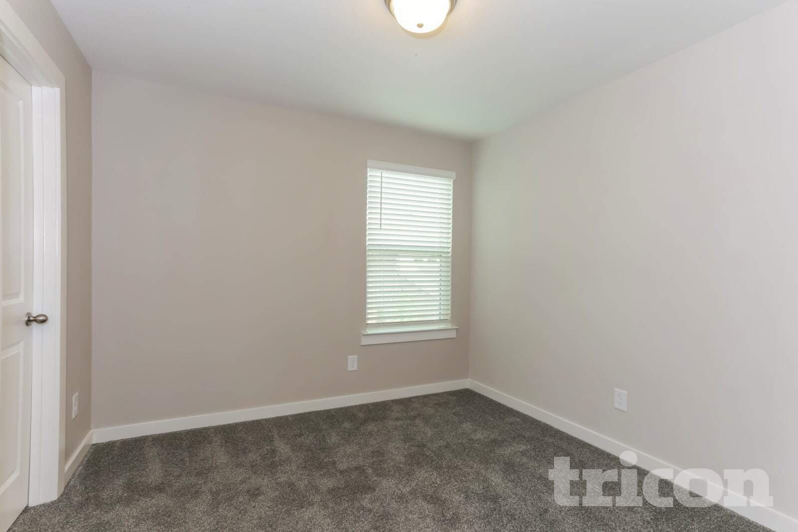 Building Photo - 1014 Fallgate Dr