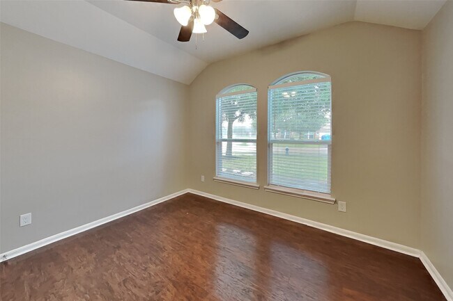 Building Photo - 22502 Holbrook Springs Ct