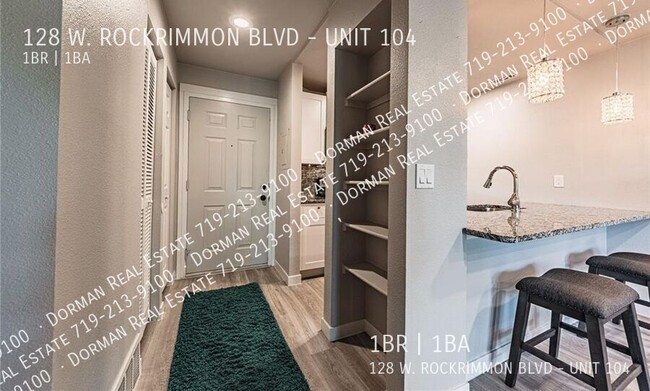 Building Photo - Updated studio condo in Rockrimmon