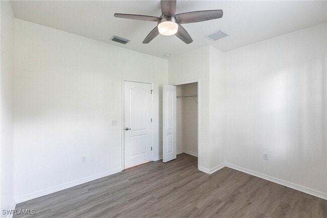 Building Photo - 12763 Fairington Way