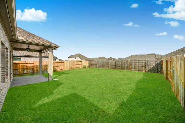 Building Photo - 8046 Kay Hbr Dr