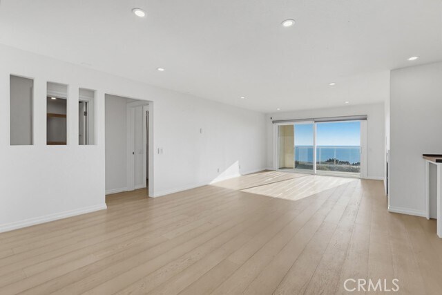 Building Photo - 3200 La Rotonda Dr