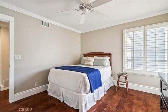 Building Photo - 2224 Aralia St