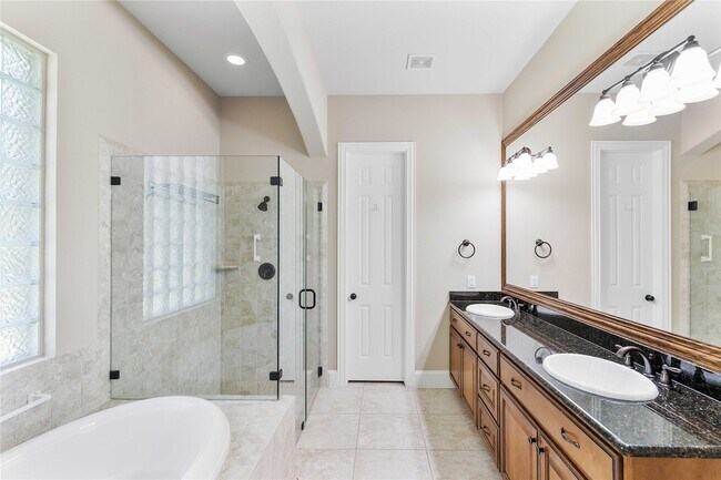 Building Photo - 12927 Freemont Peak Ln