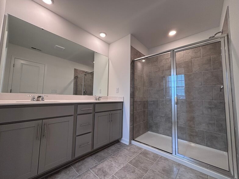 Building Photo - 78 Blossom Field Way