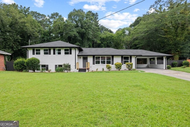 Primary Photo - 3266 W Manor Ln SW