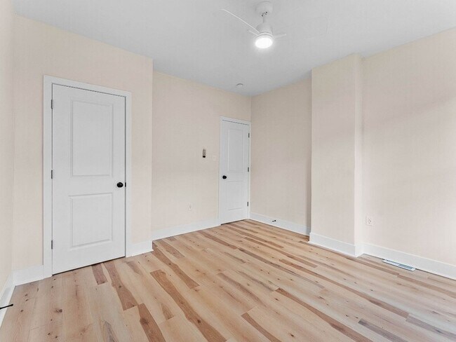 Building Photo - 2430 N 4th St