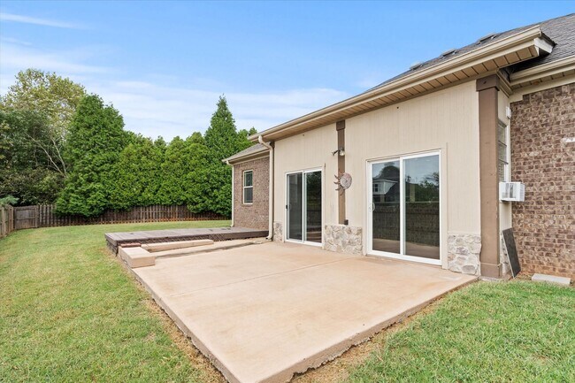 Building Photo - Fenced Yard! Storm Shelter! Conveniently l...