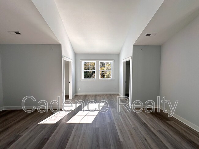Building Photo - 1426 Navaho Trail