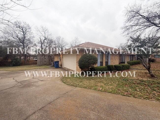 Building Photo - 1103 Scarlet Oaks Cir