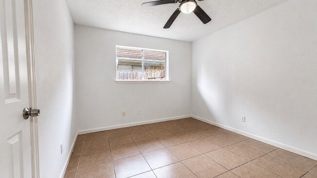Building Photo - 4418 Ponca St
