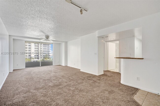 Building Photo - 770 Claughton Island Dr