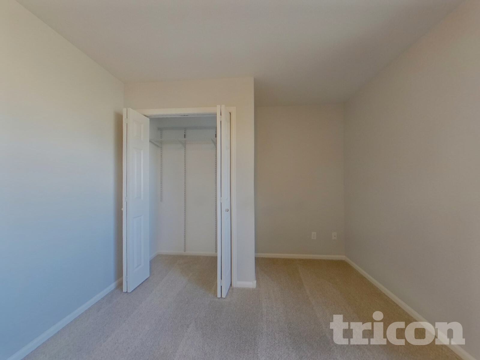 Building Photo - 1760 Overlook Dr