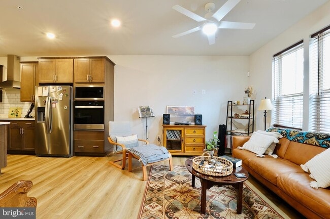 Building Photo - 773 Mount Airy Ter NE