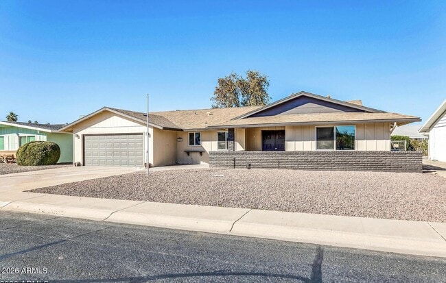 Building Photo - 10602 W Cumberland Dr