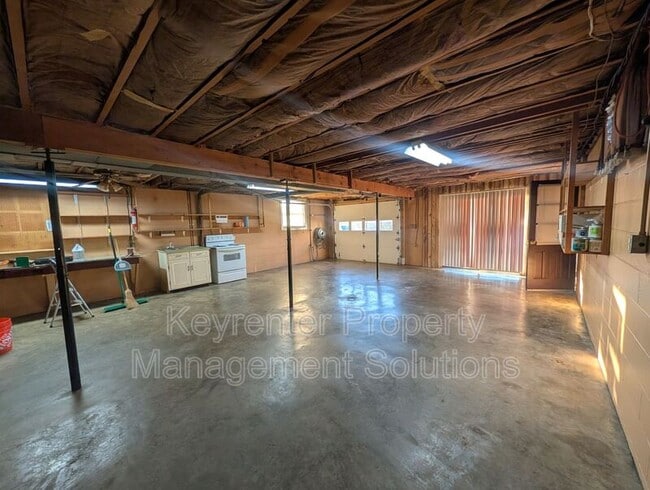 Building Photo - 700 Shenandoah Ave