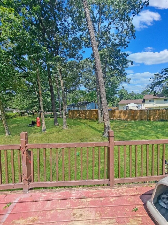 Building Photo - 5209 Vaughan Ct