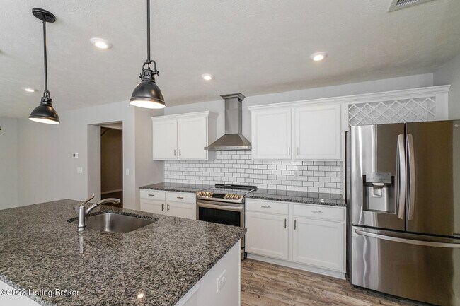 Building Photo - 706 New Christman Ln