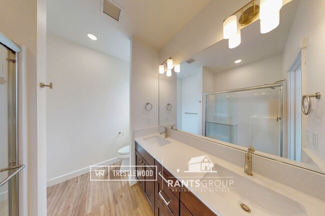 Building Photo - Brand New! Modern Home in Trestlewood – Wh...