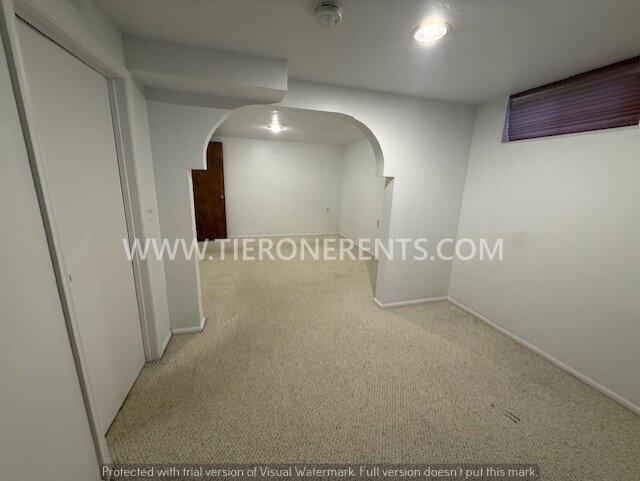 Building Photo - NO DEPOSIT option available for qualified renters with Obligo.