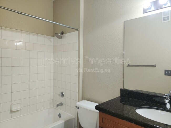 Building Photo - 2612 Robert Trent Jones Dr