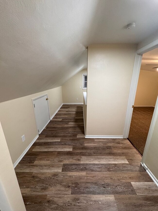 Building Photo - 1079 North Ave