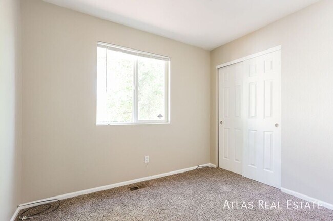 Building Photo - 19558 E 18th Ave