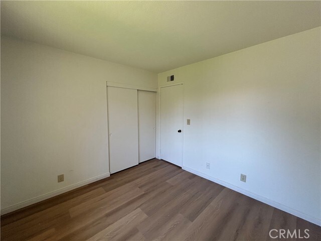 Building Photo - 5011 Greencap Ave