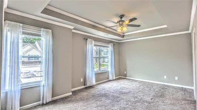 Building Photo - 3668 Acorn Dr
