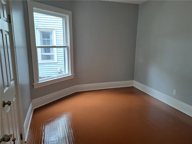 Building Photo - 306 Garson Ave