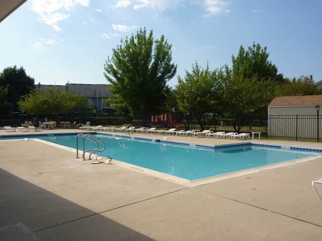 Building Photo - 2978 Belle Ln