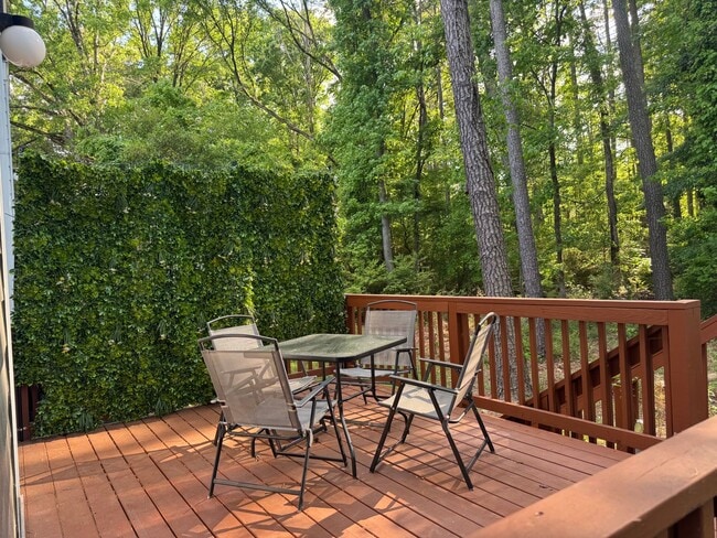 Building Photo - Tastefully Built Modern Durham Home