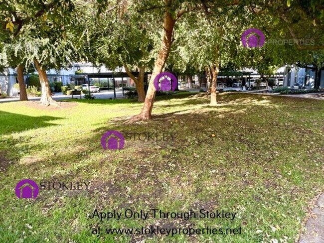 Building Photo - 1354 Tree Garden Pl