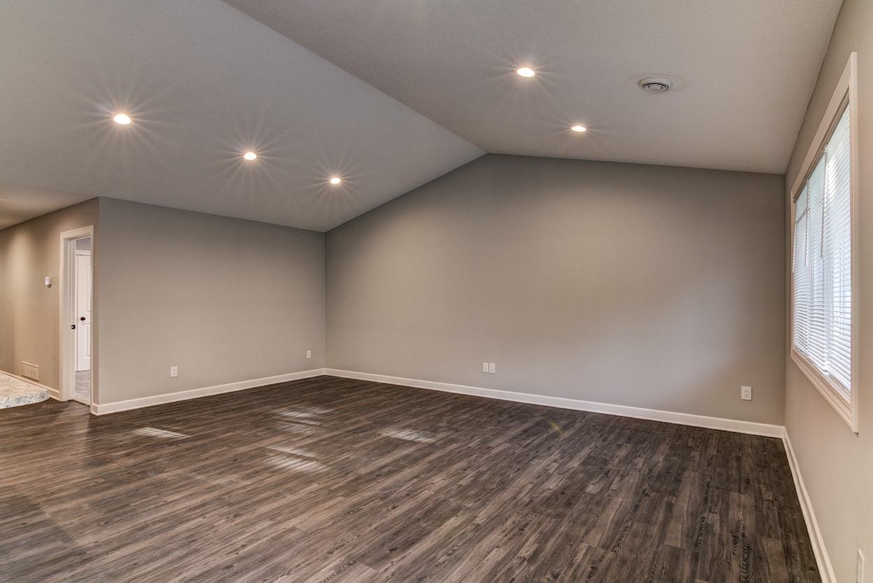 Building Photo - 1636 Charleston Dr