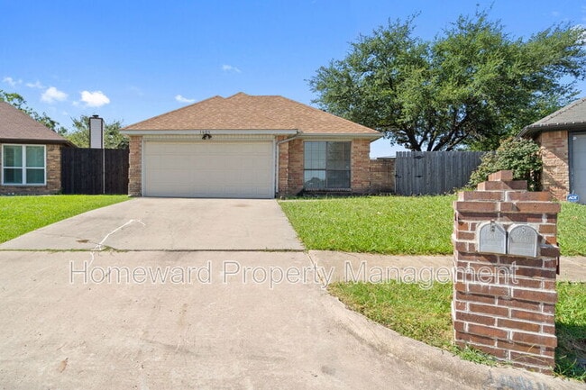 Building Photo - 1401 Landmark Ct