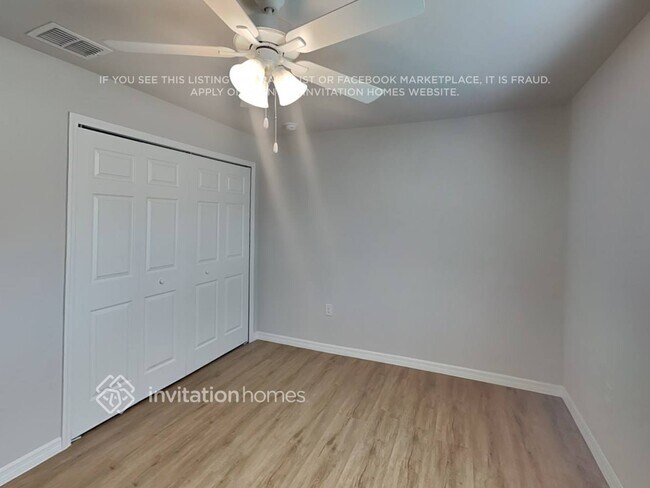 Building Photo - 966 Sablon St SE