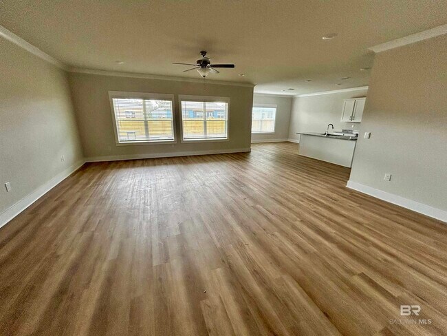 Building Photo - 8708 Sea Star Cir